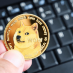 DOGE Approaches Key Resistance Amid Bull-Bear Tussle